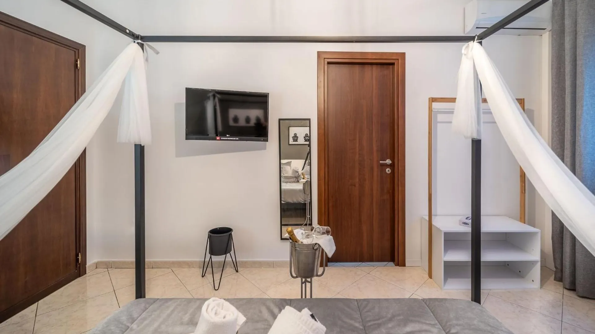 La Porta Di Alba Bed & Breakfast Palermo
