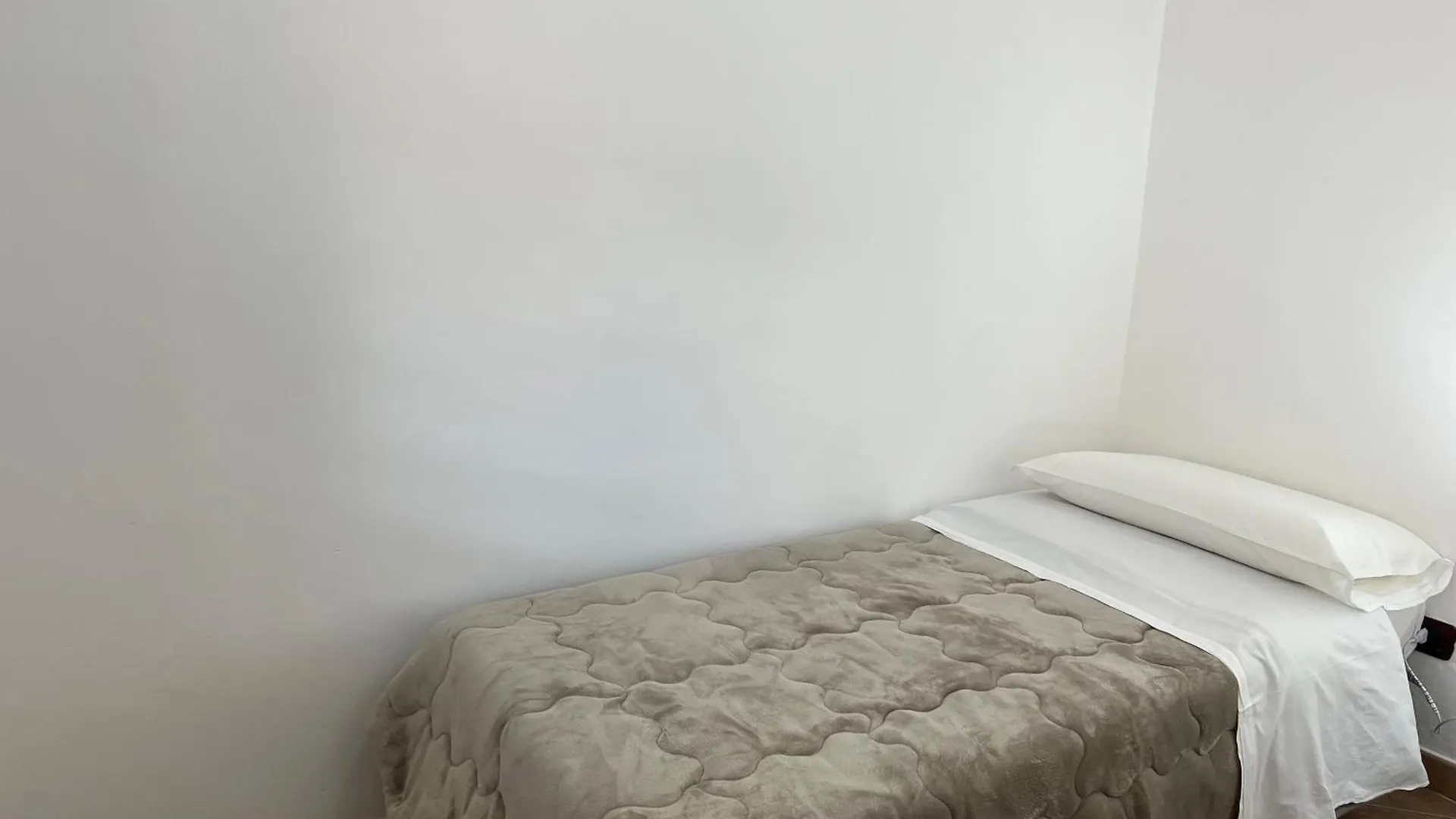 La Porta Di Alba Bed & Breakfast Palermo